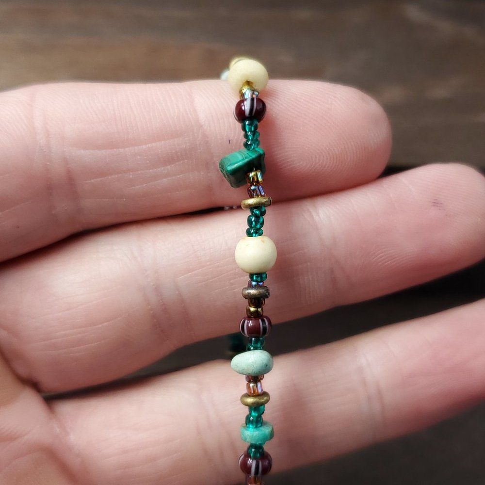 8 Inch Sterling Silver Malachite And Other Stones Beaded Bracelet